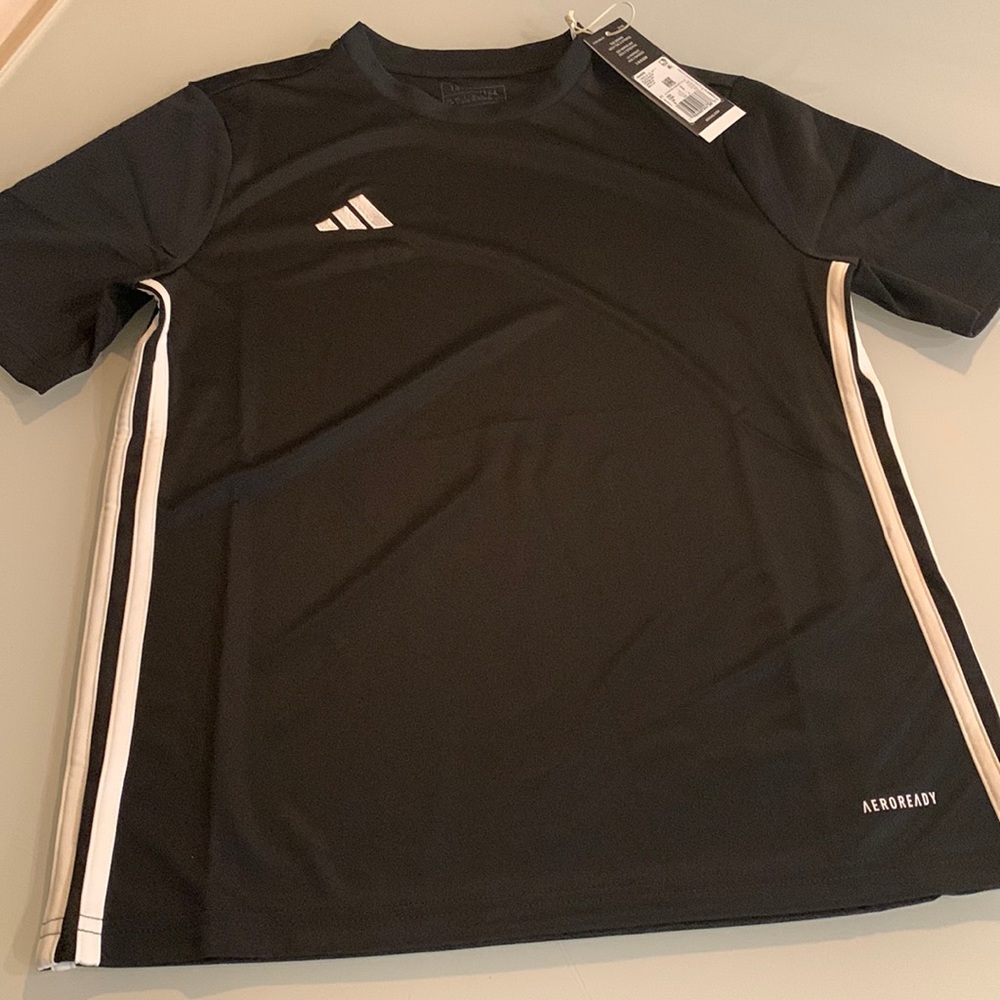Adidas Tabela 23 soccer jersey - size L (13-14Y)